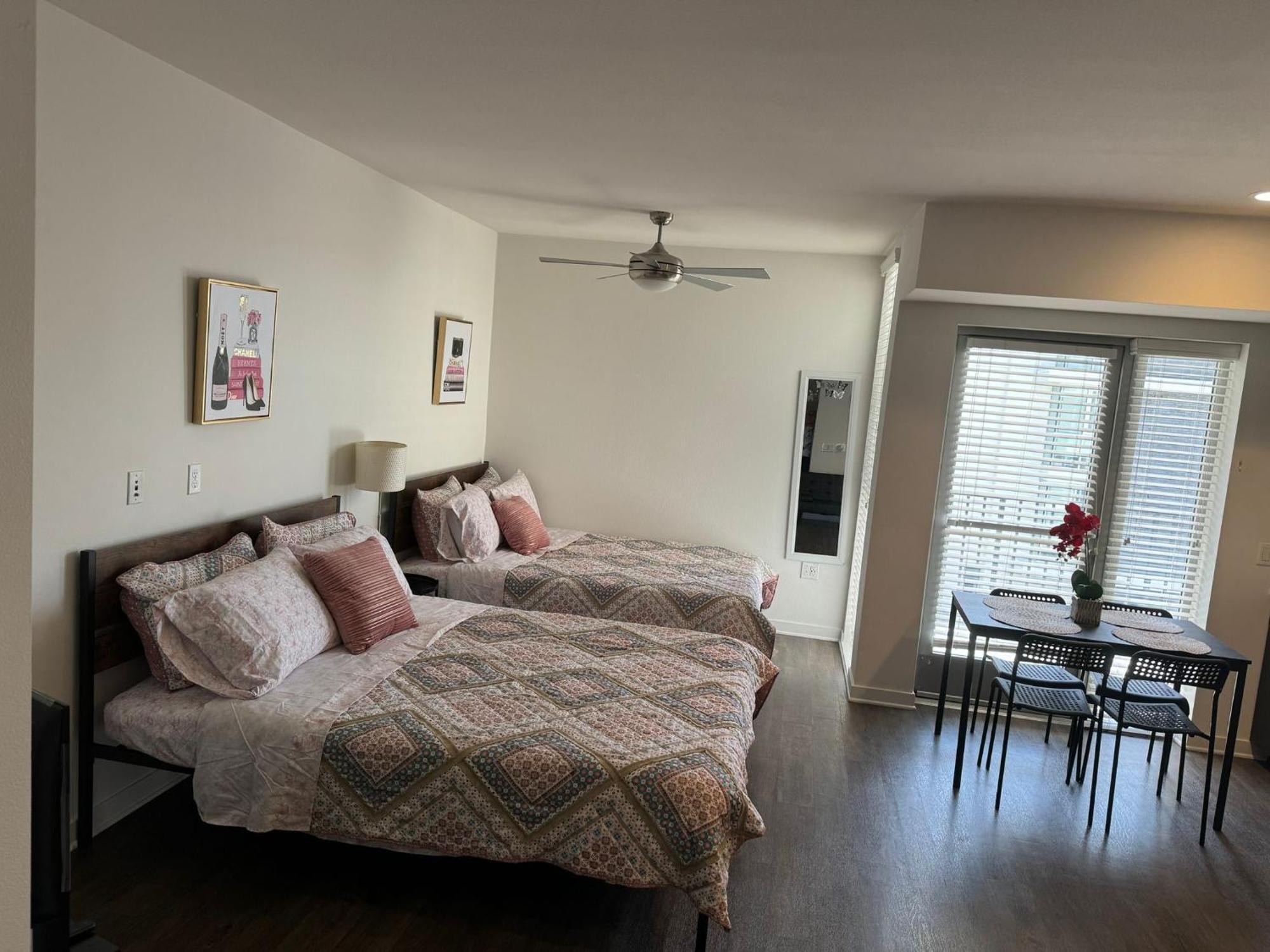 Appartement Incredible Hollywood Loft Free Parking à Los Angeles Extérieur photo